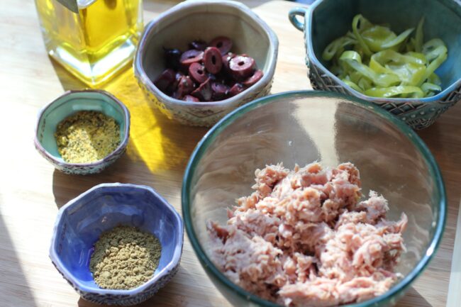 Mediterranean Tuna Panini Recipe Ingredients